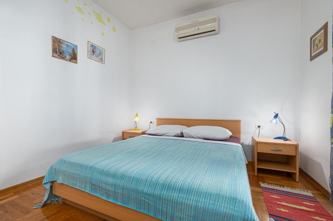 포레치 House Laura 200M From The Beach And The Center 아파트 외부 사진