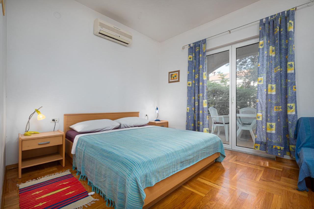 포레치 House Laura 200M From The Beach And The Center 아파트 외부 사진